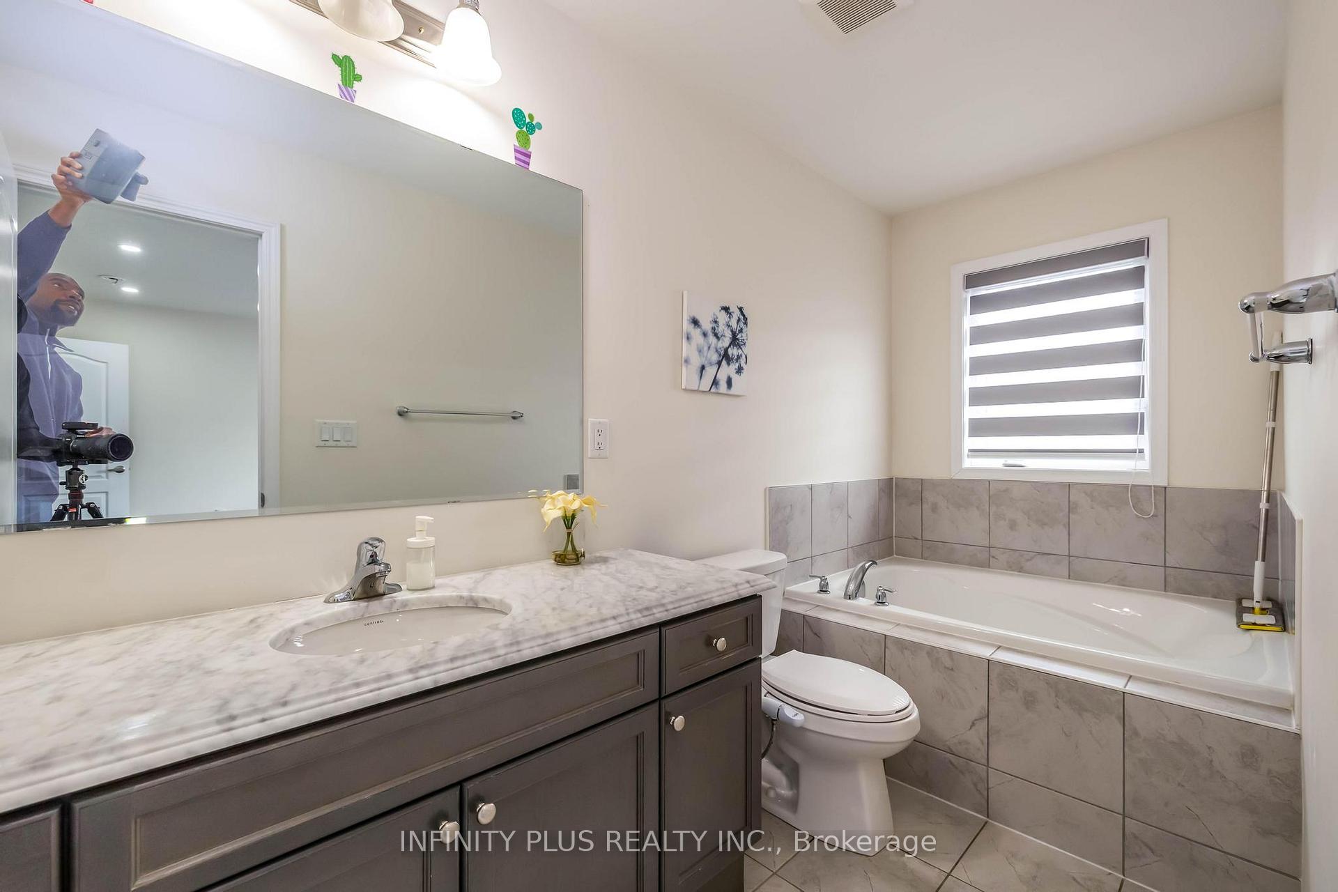 Photo 14 of 2791 Sapphire Drive, Pickering, Rural Pickering — HOMEH