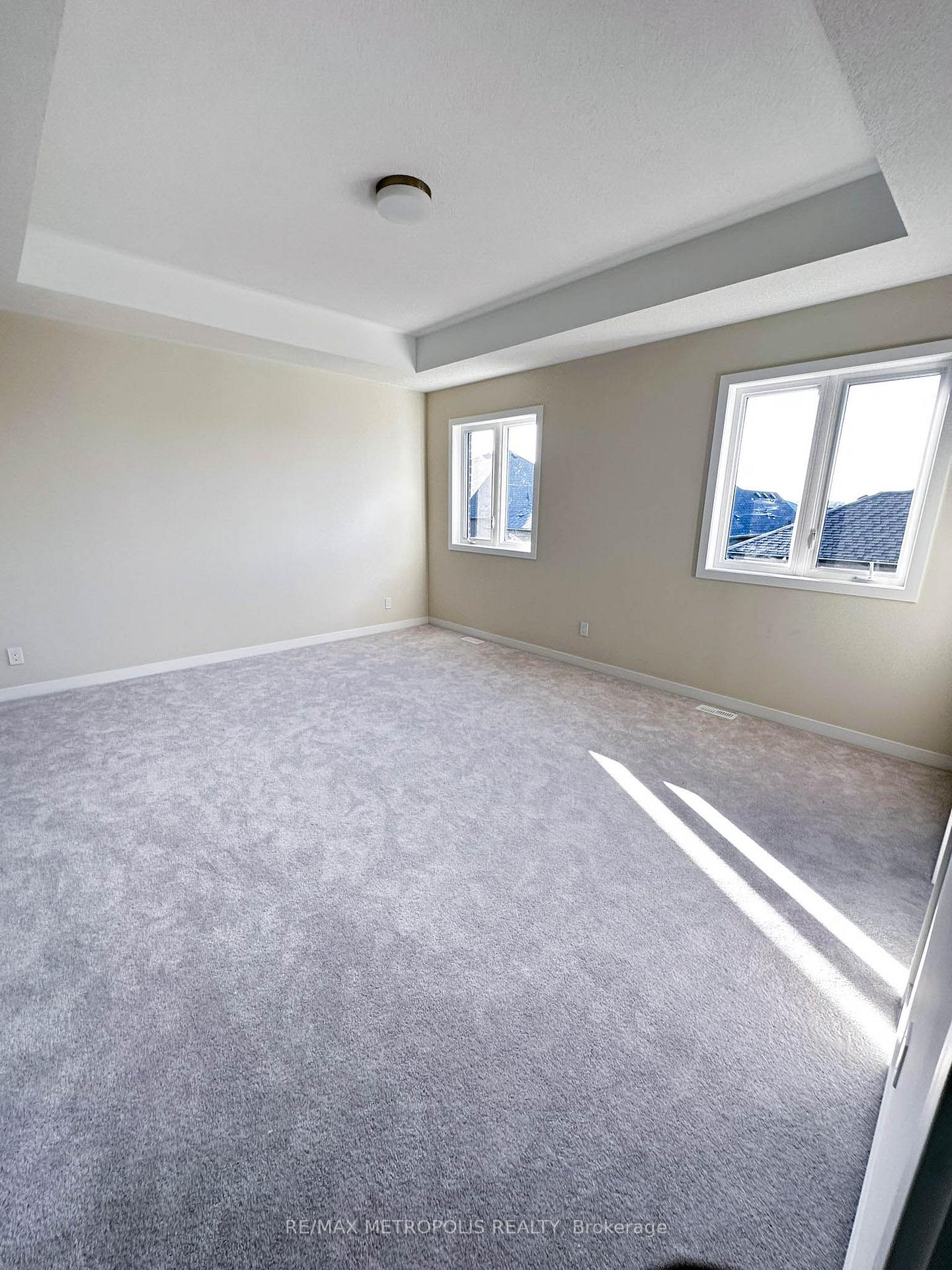 Photo 12 of Unit Upper, 1846 Narcissus Gardens, Pickering, Rural Pickering — HOMEH