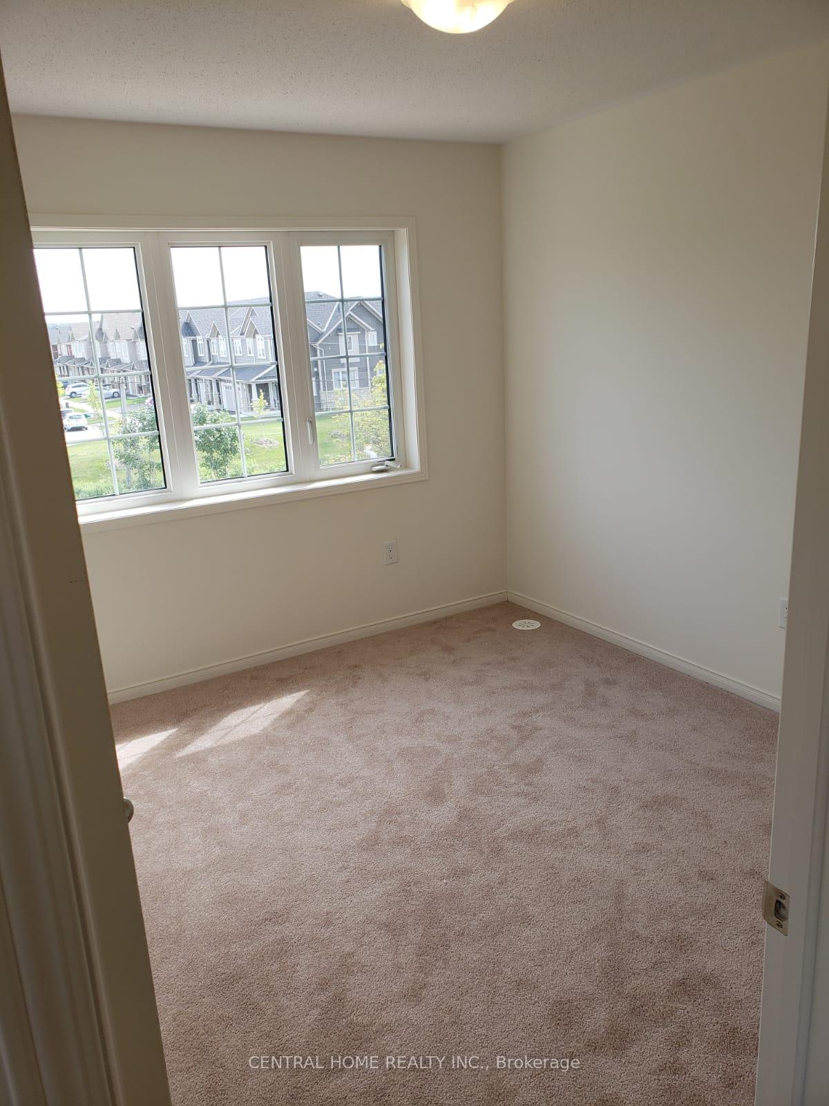 Photo 6 of Unit 188, 2526 Rosedrop Path, Oshawa, Windfields — HOMEH