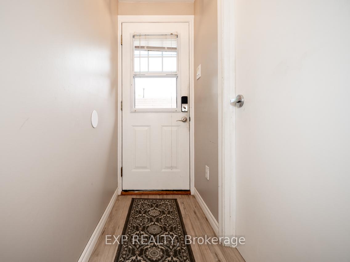 Photo 2 of Unit [Bsmt], 785 Frobisher Boulevard, Milton, Dorset Park — HOMEH