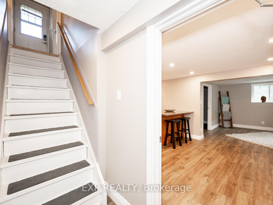 Photo 3 of Unit [Bsmt], 785 Frobisher Boulevard, Milton, Dorset Park — HOMEH