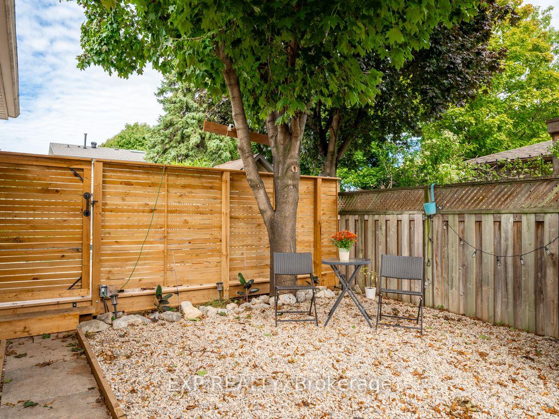 Photo 18 of Unit [Bsmt], 785 Frobisher Boulevard, Milton, Dorset Park — HOMEH