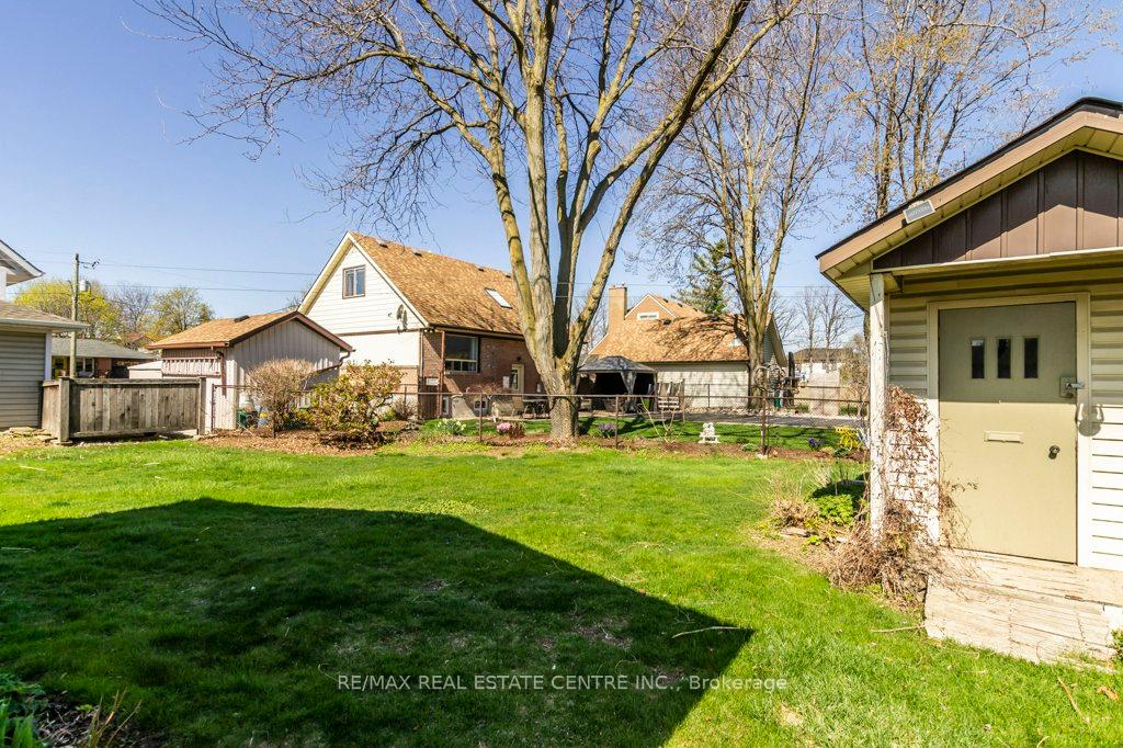 Photo 30 of 271 Elmwood Crescent, Milton, Old Milton — HOMEH