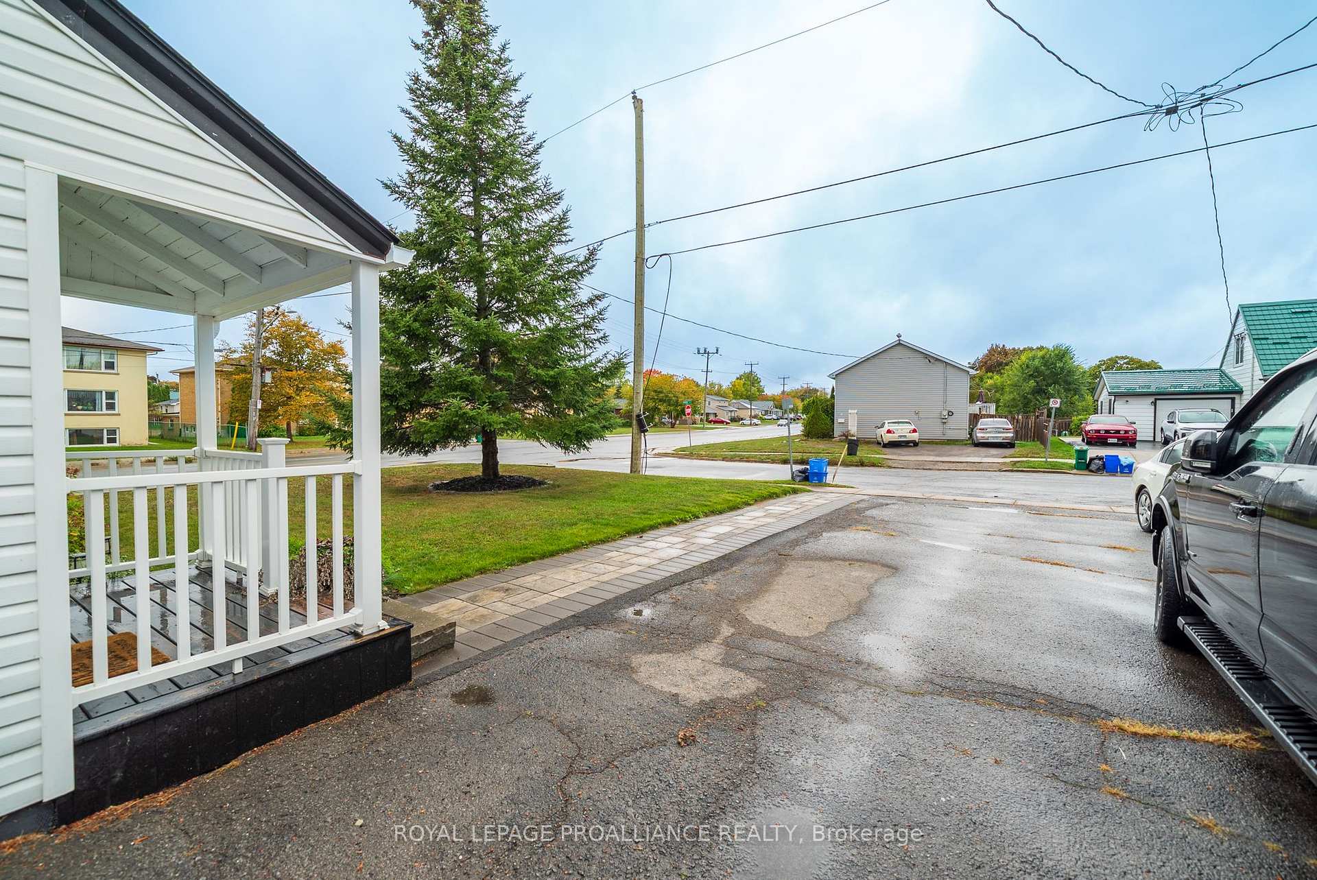Photo 23 of 1 Kerr Crescent, Quinte West, Trenton Ward — HOMEH