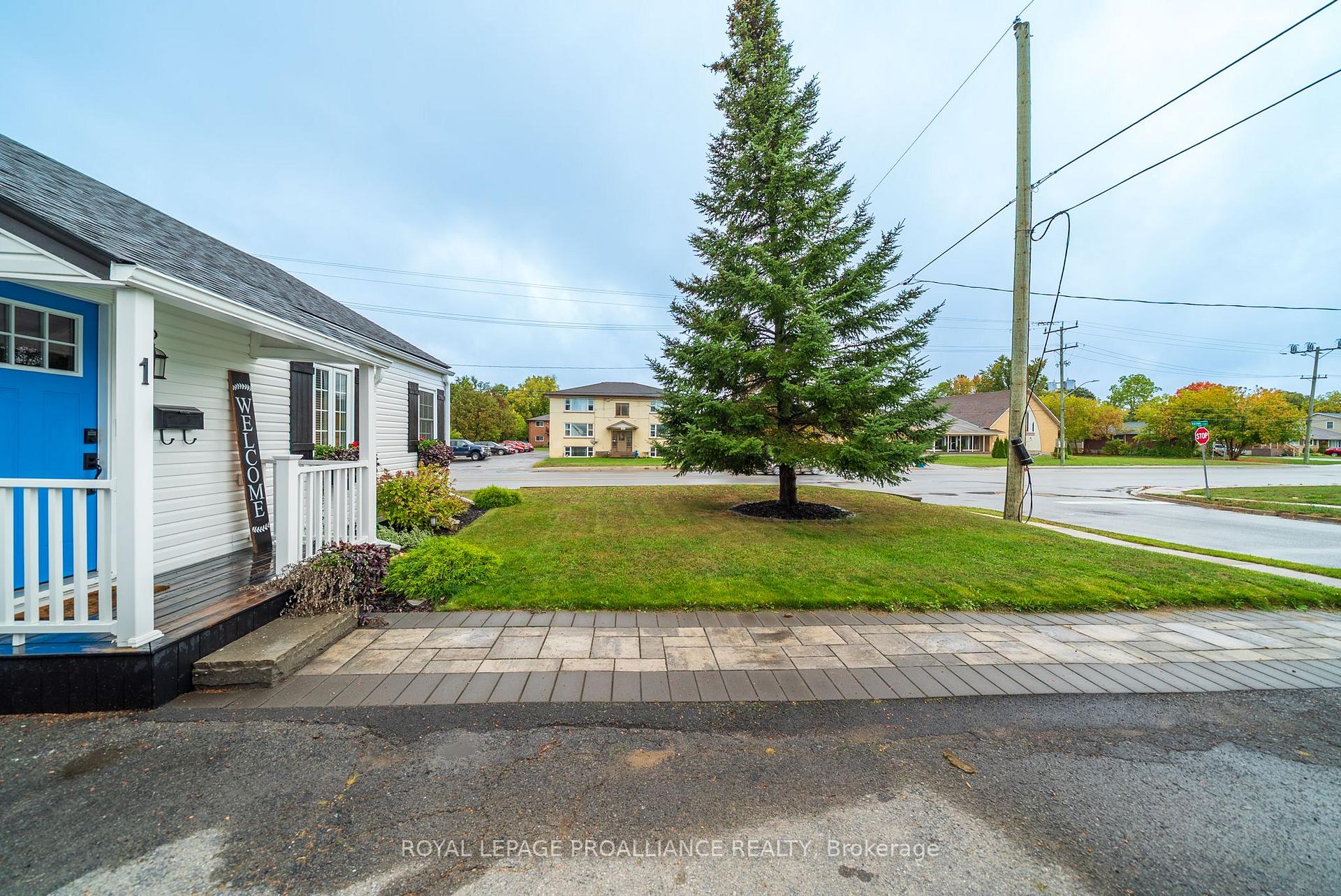Photo 24 of 1 Kerr Crescent, Quinte West, Trenton Ward — HOMEH