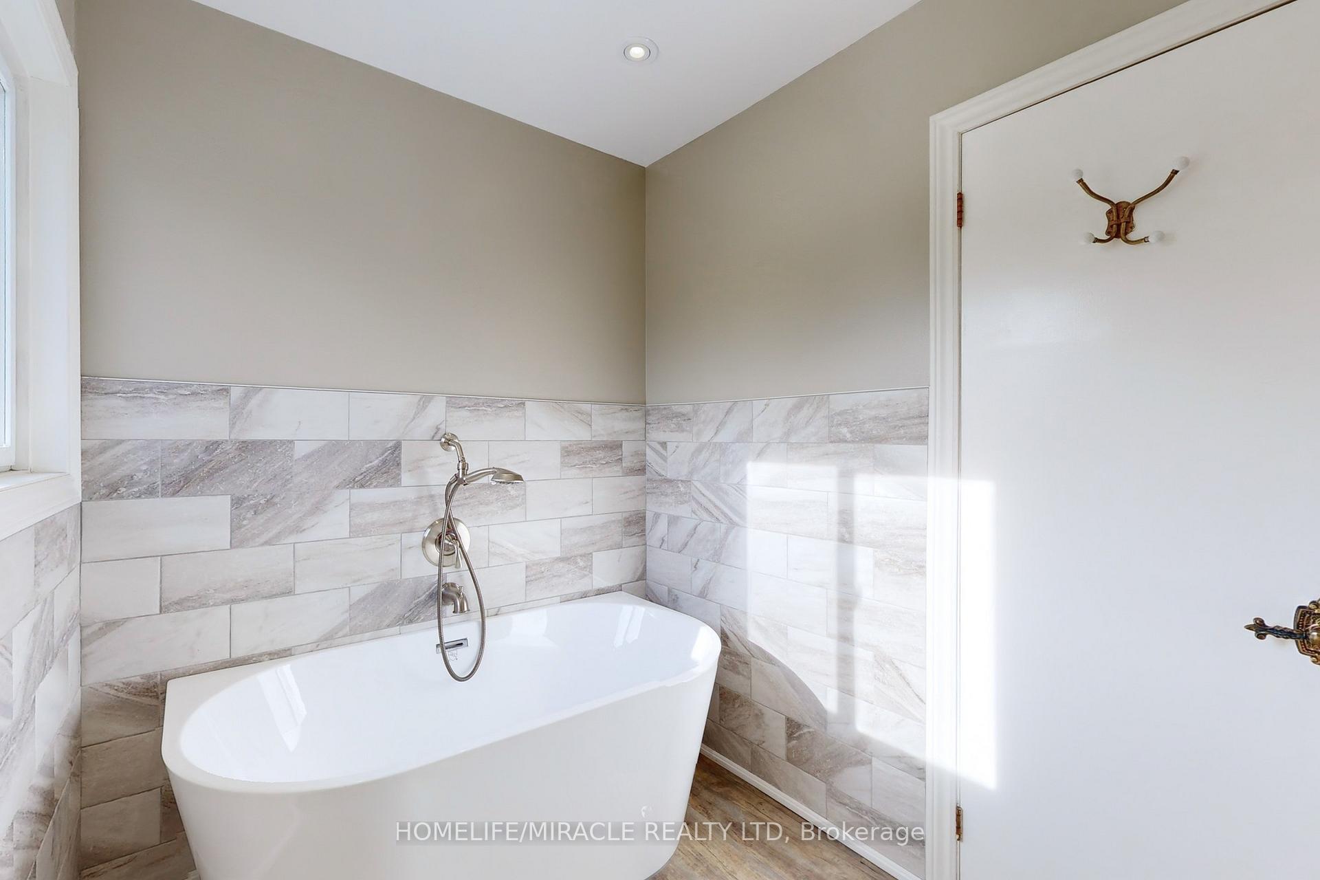 Photo 16 of 8166 Appleby Line, Milton, Rural Milton West — HOMEH