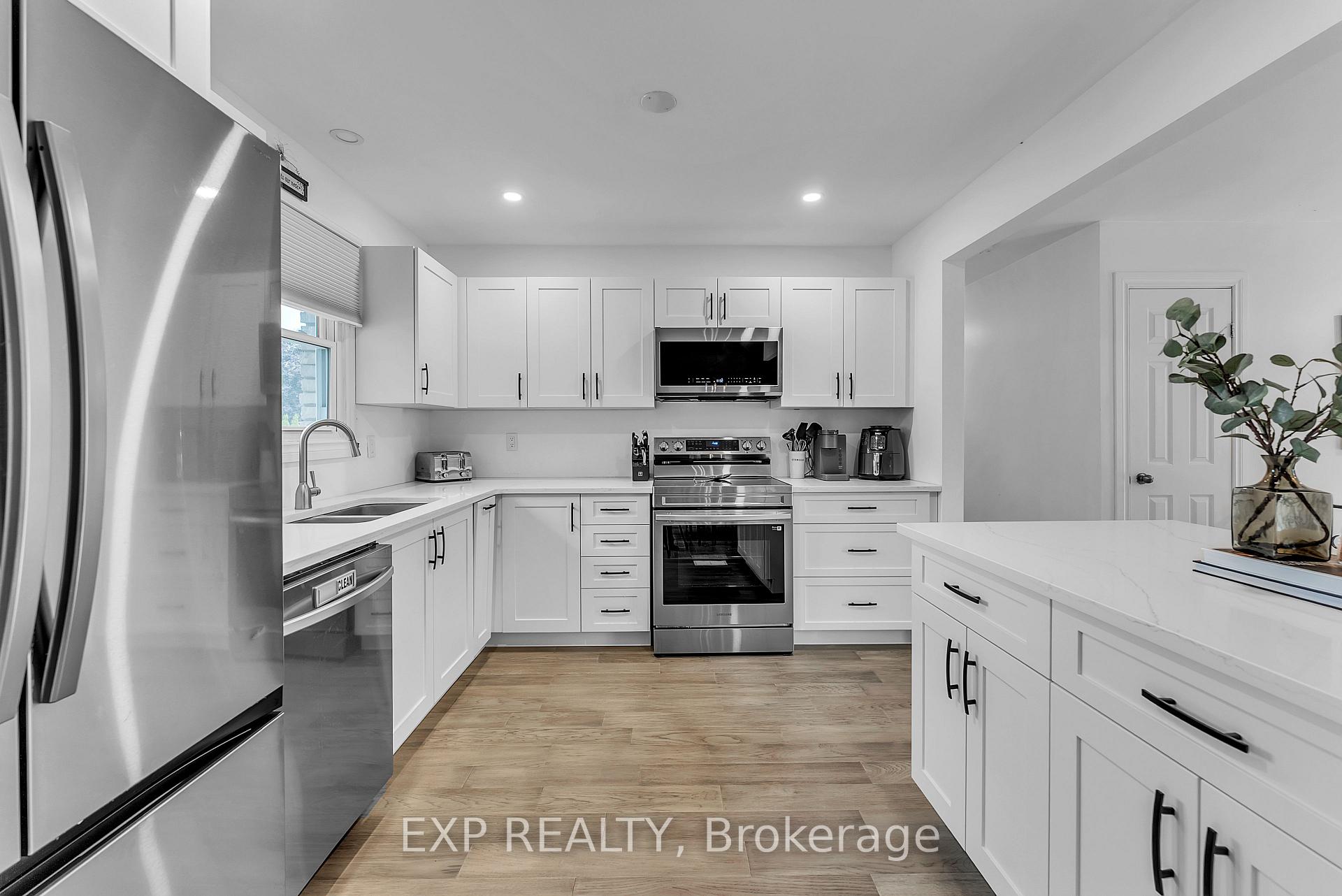 Photo 13 of 249 Catalina Drive, Quinte West, Sidney Ward — HOMEH