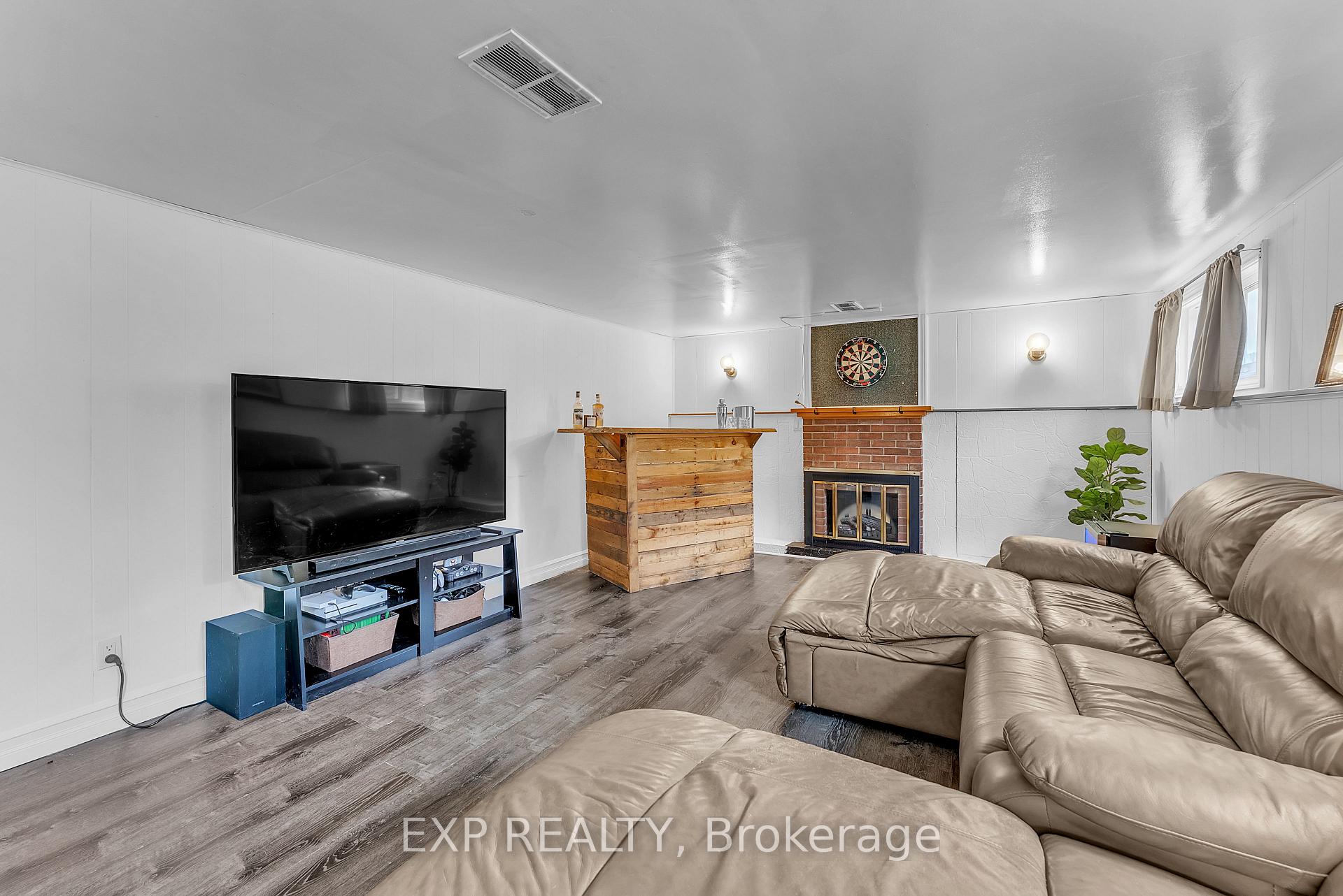 Photo 29 of 249 Catalina Drive, Quinte West, Sidney Ward — HOMEH
