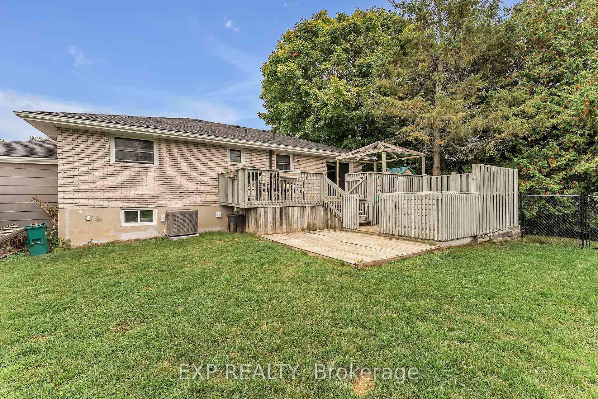 Photo 38 of 249 Catalina Drive, Quinte West, Sidney Ward — HOMEH