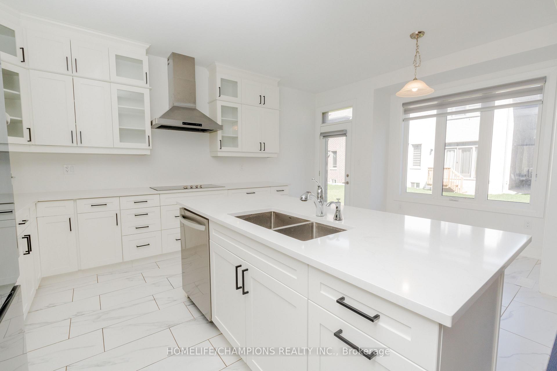 Photo 2 of 1414 Swallowtail Lane, Pickering, Rural Pickering — HOMEH
