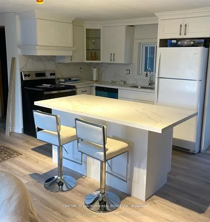 Photo 3 of 292 Salmon Point Road, Prince Edward County, Athol Ward — HOMEH
