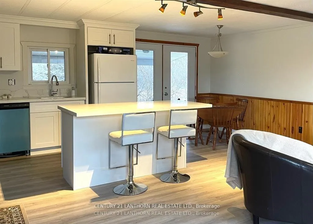 Photo 4 of 292 Salmon Point Road, Prince Edward County, Athol Ward — HOMEH