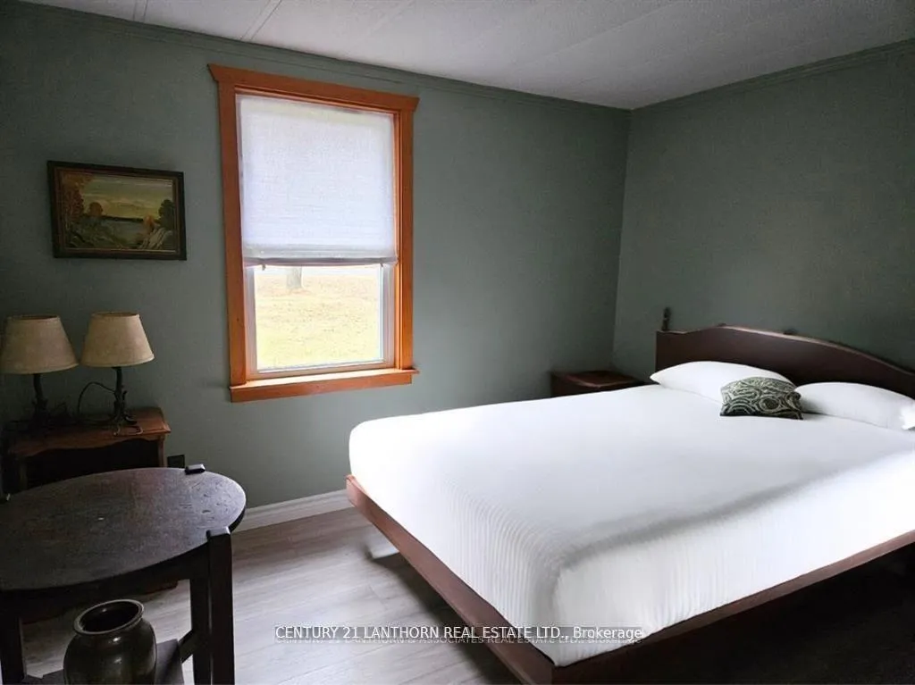 Photo 9 of 292 Salmon Point Road, Prince Edward County, Athol Ward — HOMEH