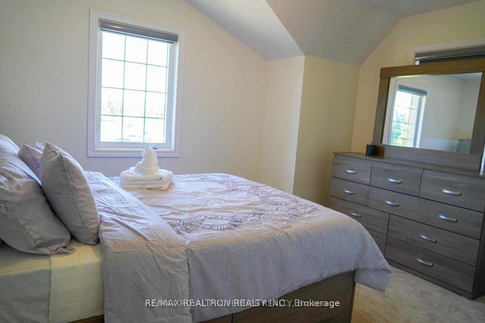Photo 14 of 69 Summer Breeze Drive, Quinte West, Murray Ward — HOMEH