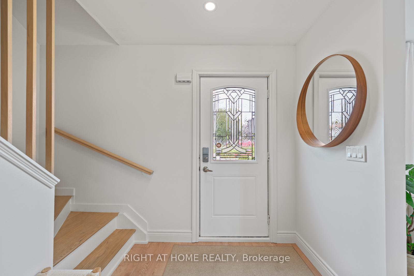 Photo 4 of 752 Breezy Drive, Pickering, West Shore — HOMEH