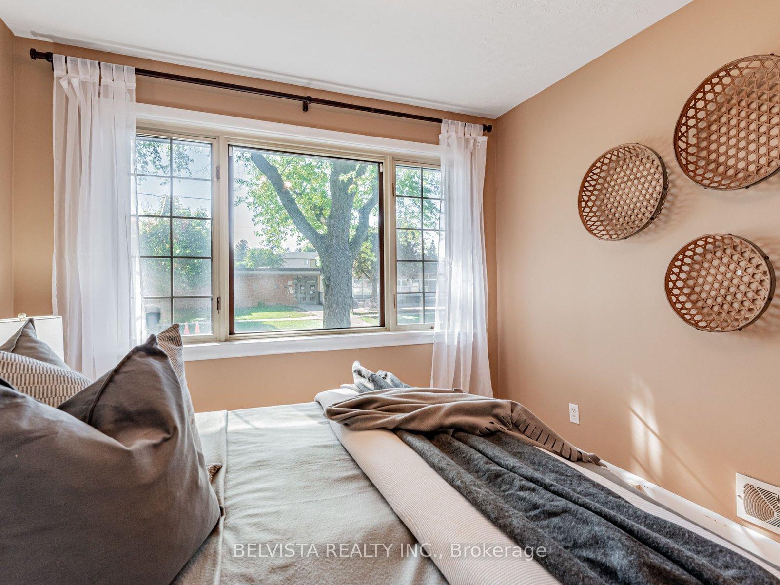 Photo 19 of 369 Lasalle Avenue, Oshawa, Central — HOMEH