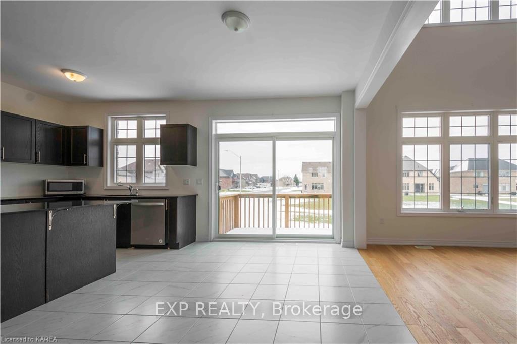 Photo 10 of 28 Summer Breeze Drive N, Quinte West, Murray Ward — HOMEH
