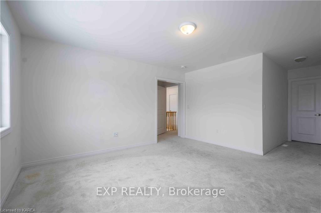 Photo 17 of 28 Summer Breeze Drive N, Quinte West, Murray Ward — HOMEH