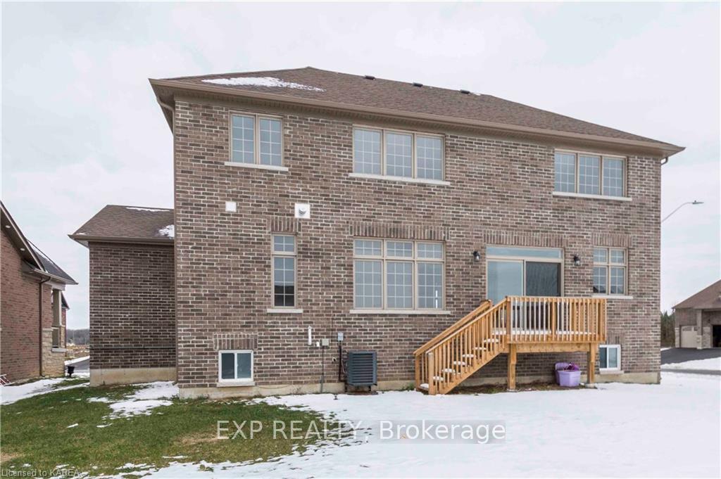 Photo 25 of 28 Summer Breeze Drive N, Quinte West, Murray Ward — HOMEH