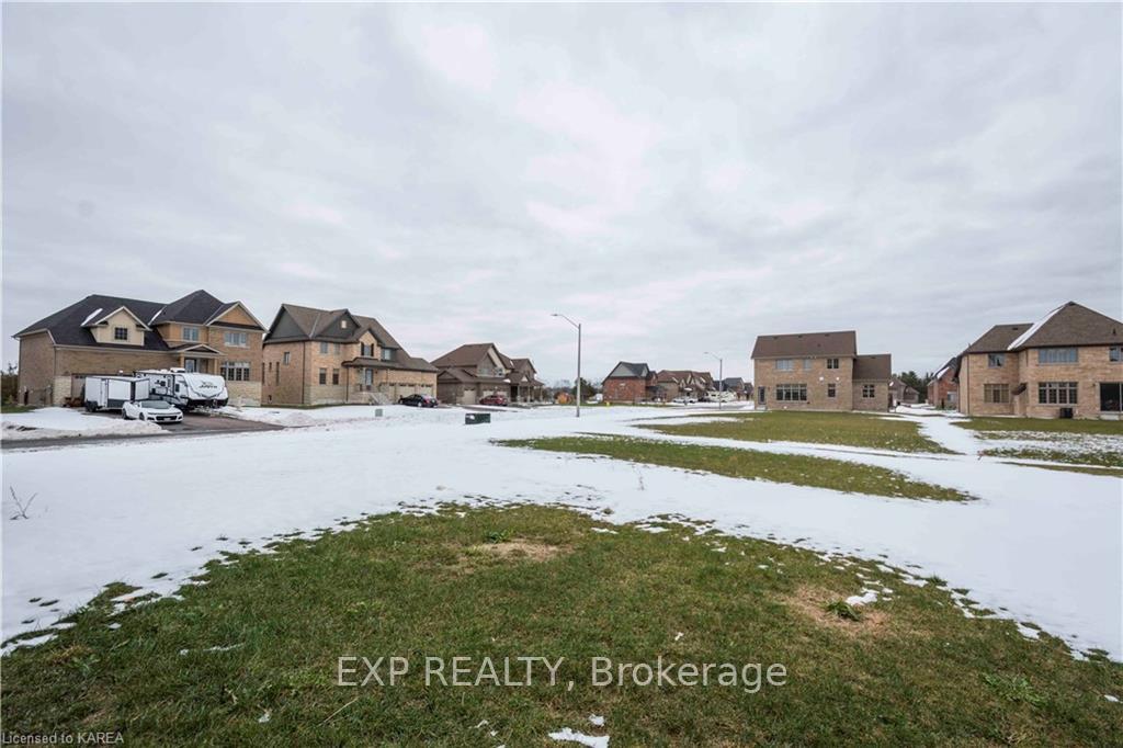 Photo 27 of 28 Summer Breeze Drive N, Quinte West, Murray Ward — HOMEH