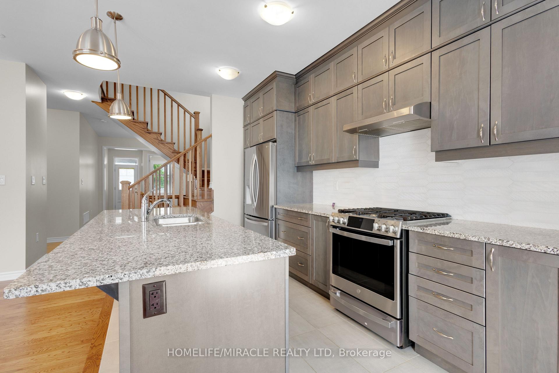 Photo 8 of 1433 Kerrydale Avenue, Pickering, Rural Pickering — HOMEH