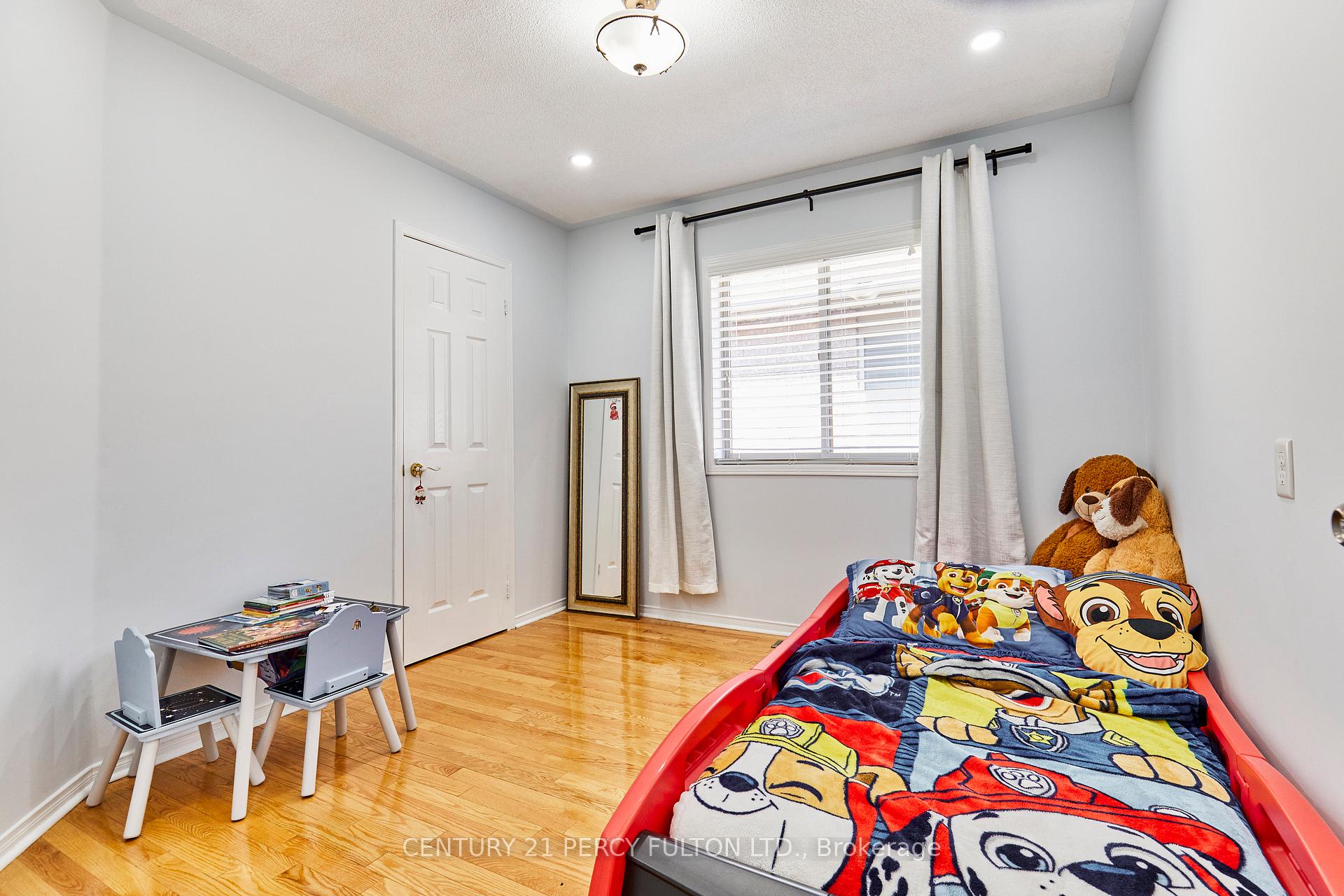 Photo 12 of 483 Ormond Drive, Oshawa, Samac — HOMEH