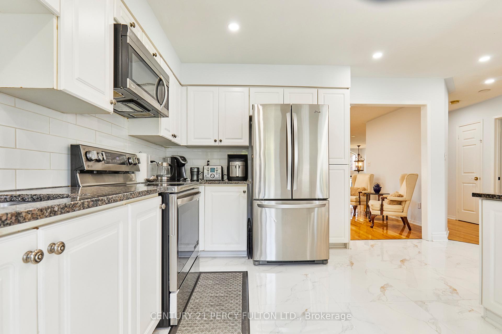 Photo 13 of 483 Ormond Drive, Oshawa, Samac — HOMEH