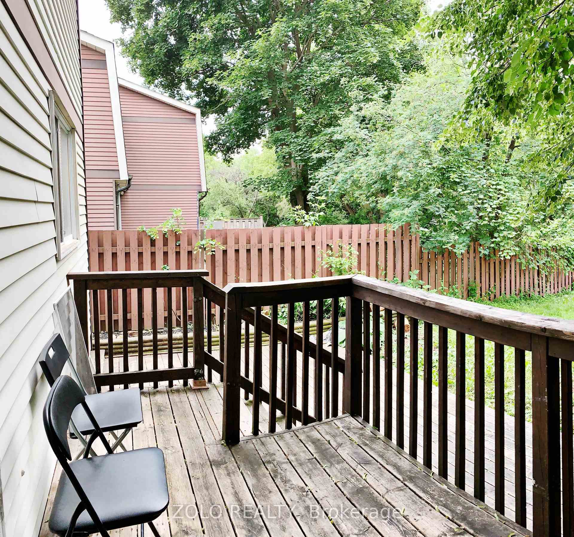 Photo 10 of Unit Main and Upper Unit Only, 576 Camelot Drive, Oshawa, Eastdale — HOMEH