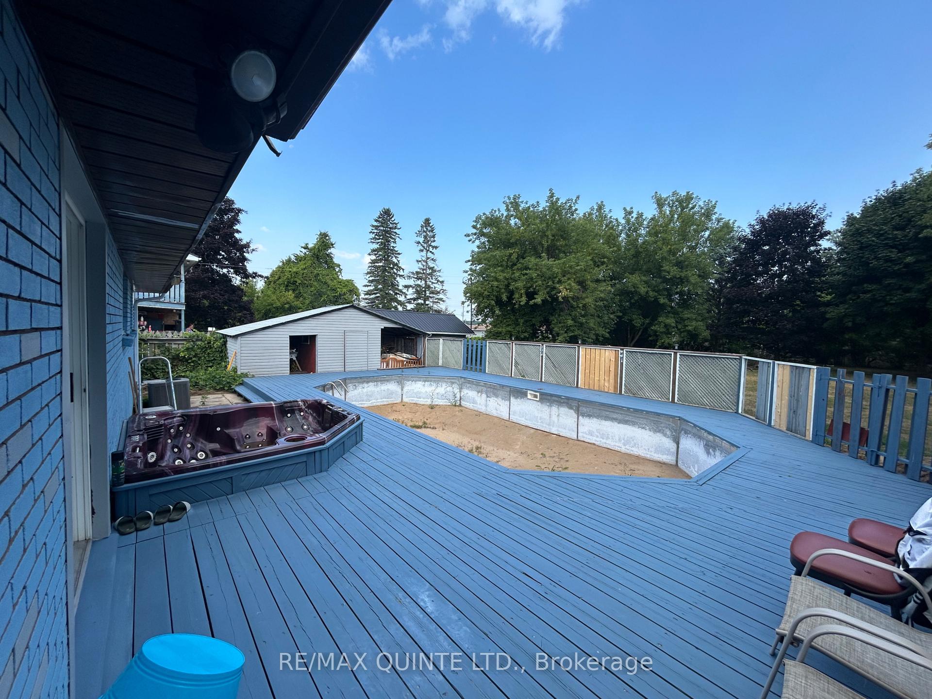 Photo 12 of 17 Quinte Road, Quinte West, Sidney Ward — HOMEH