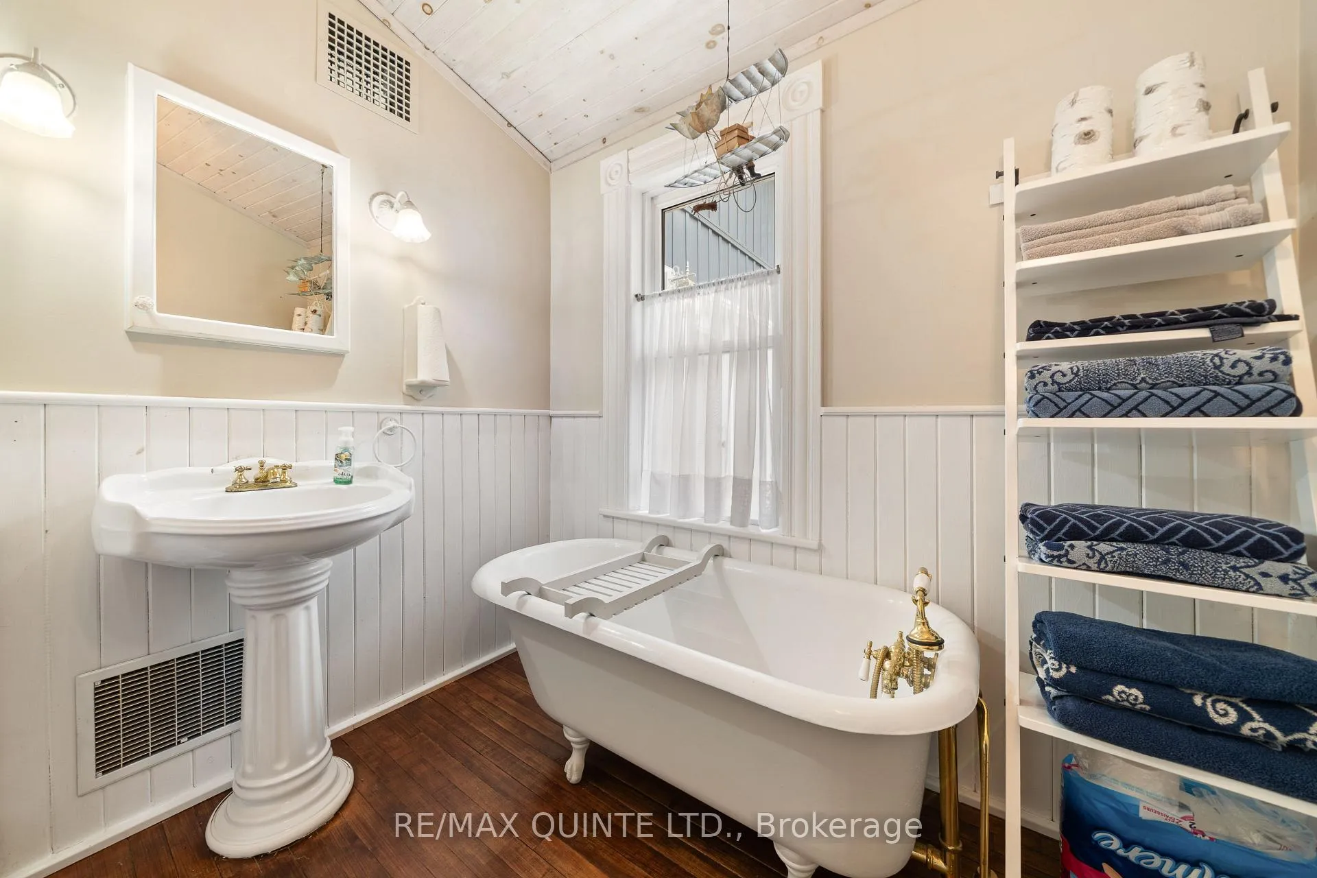 Photo 26 of 16882 Telephone Road, Quinte West, Murray Ward — HOMEH