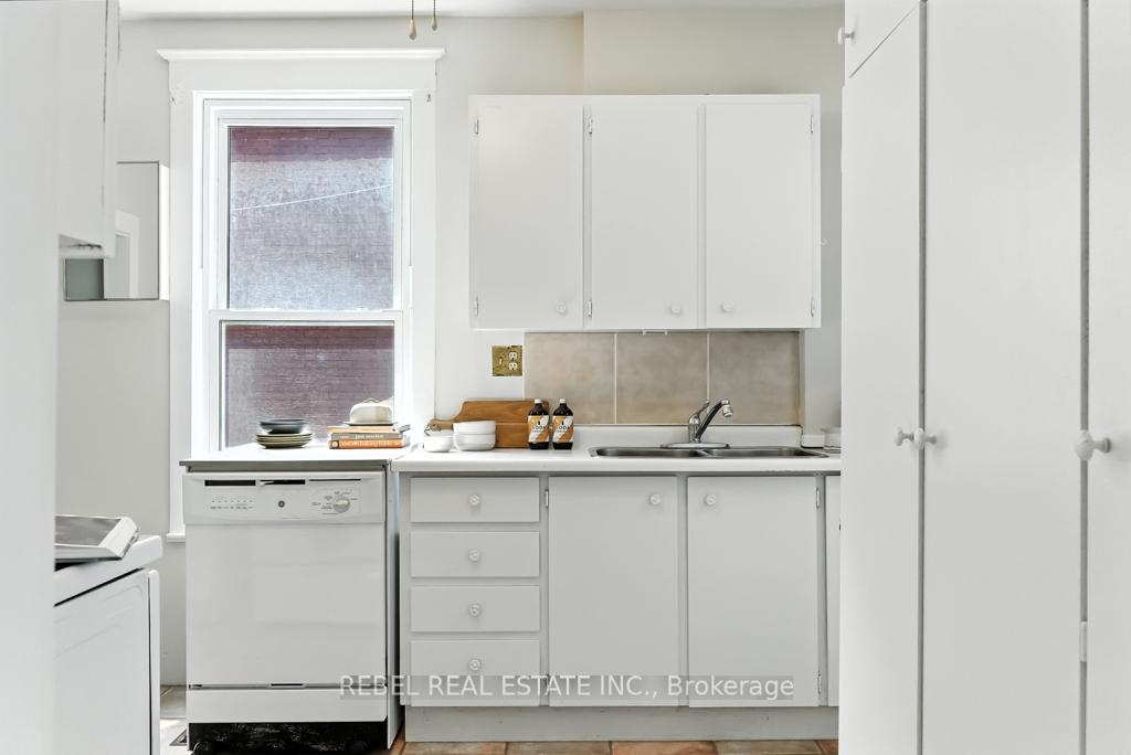 Photo 12 of 178 Arthur Street, Oshawa, Central — HOMEH