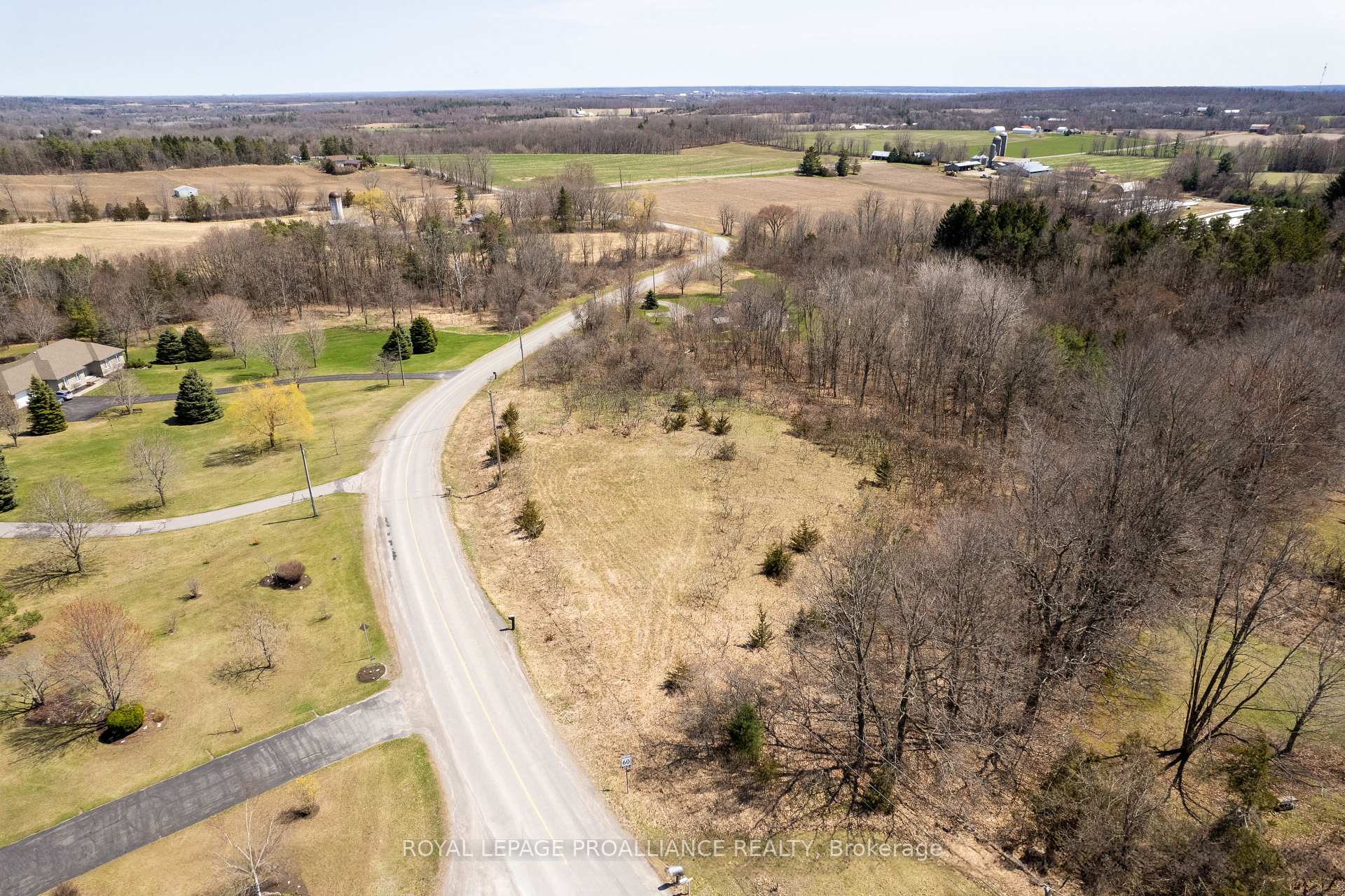 Photo 4 of 517 Downs Road, Quinte West, Murray Ward — HOMEH