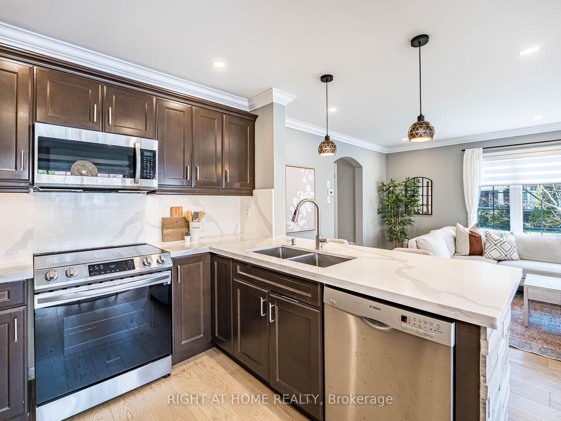 Photo 20 of 645 Gervais Terrace, Milton, Coates — HOMEH
