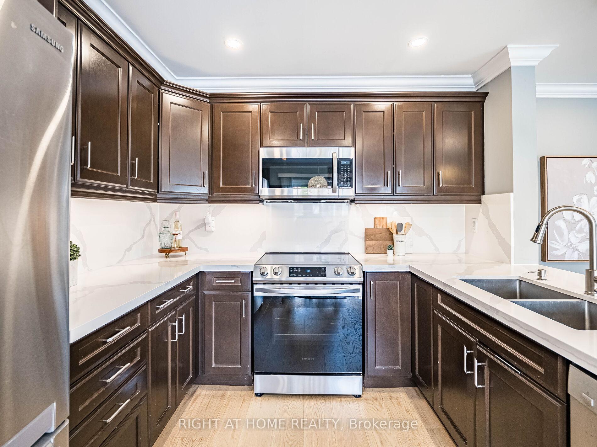 Photo 21 of 645 Gervais Terrace, Milton, Coates — HOMEH