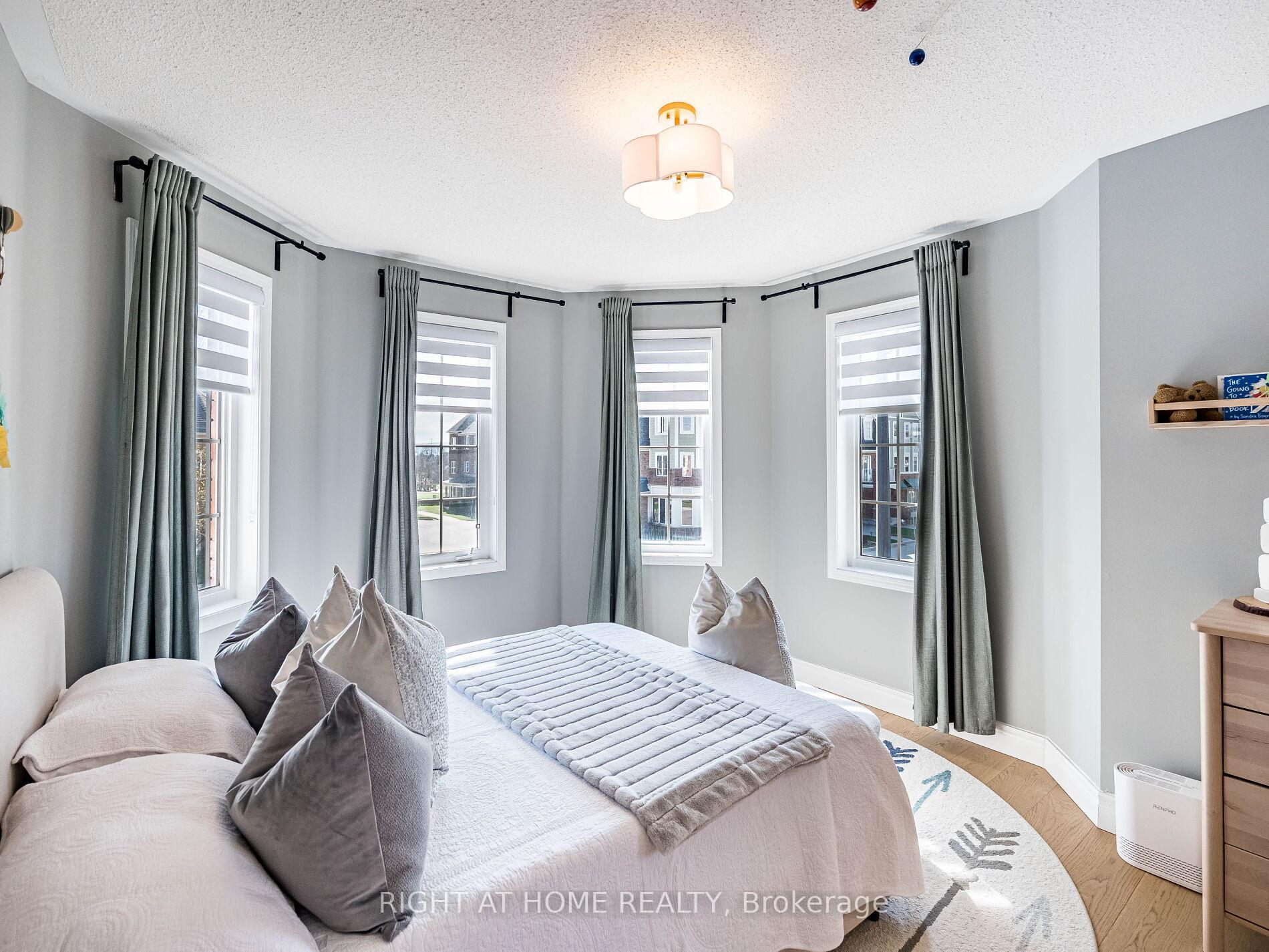 Photo 33 of 645 Gervais Terrace, Milton, Coates — HOMEH