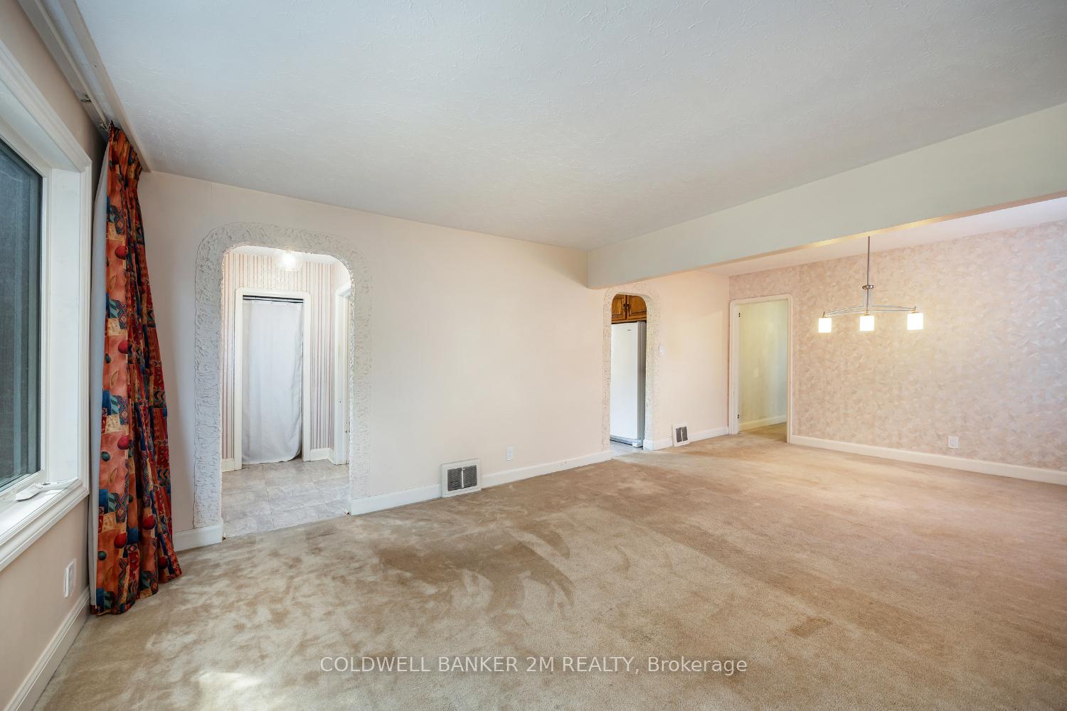 Photo 6 of 470 Colborne Street E, Oshawa, O'Neill — HOMEH