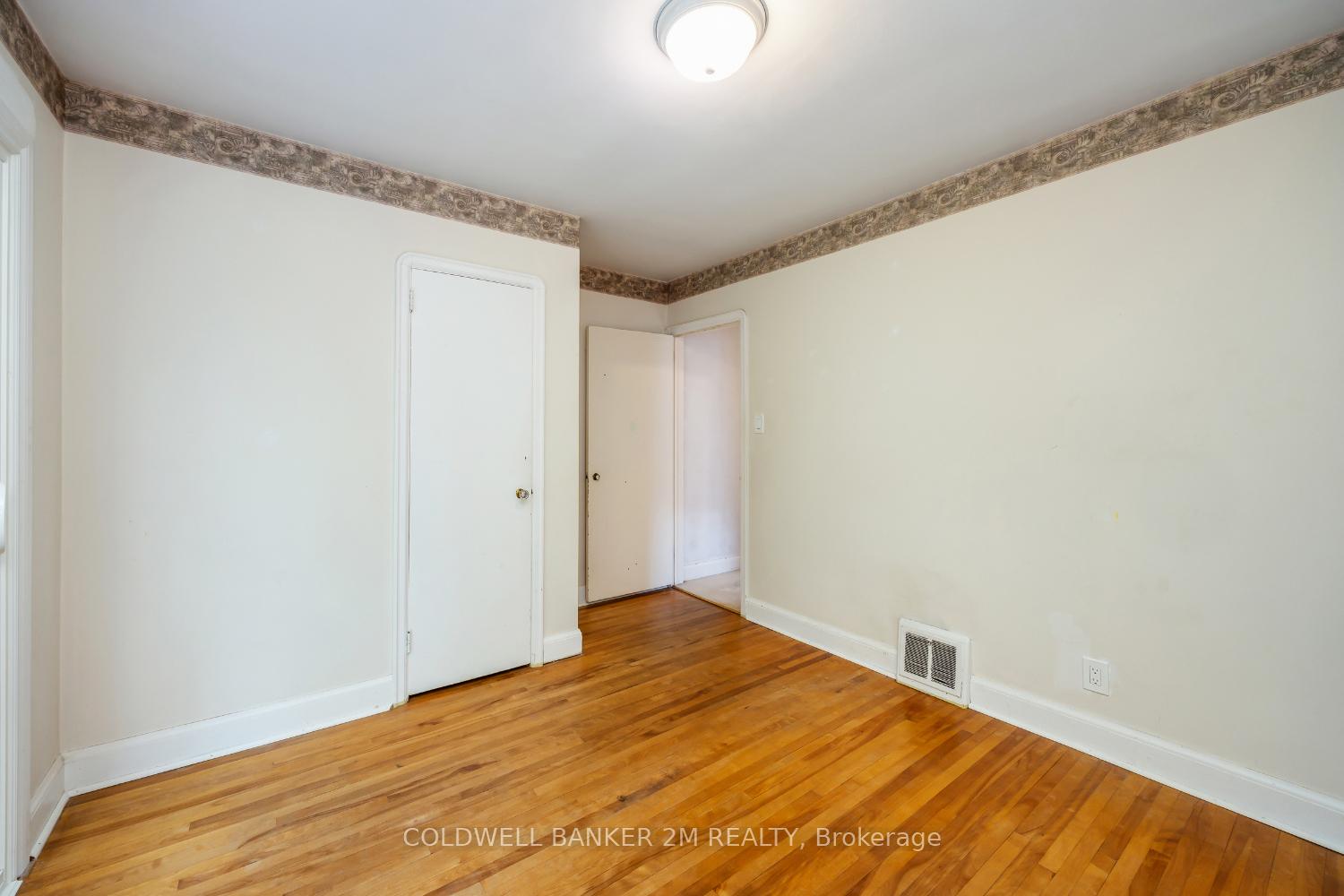 Photo 14 of 470 Colborne Street E, Oshawa, O'Neill — HOMEH