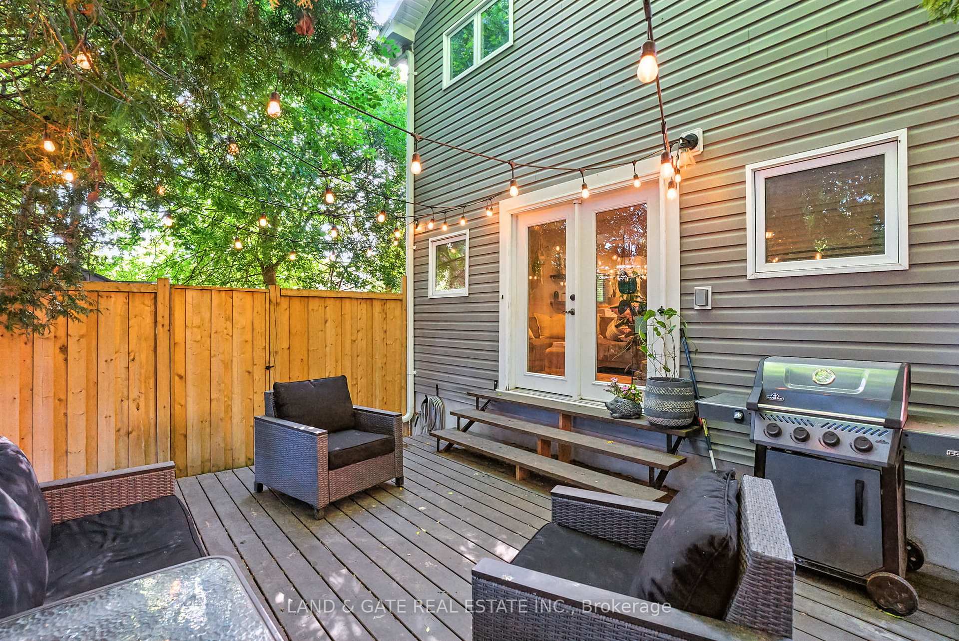 Photo 3 of 155 Rosedale Avenue, Oshawa, O'Neill — HOMEH