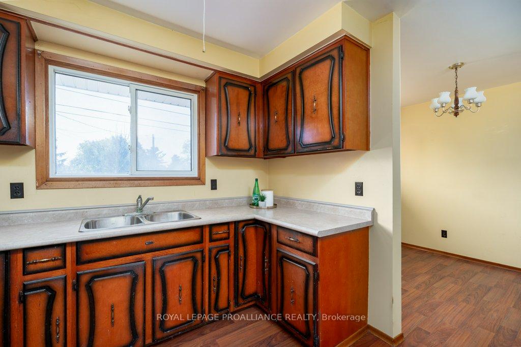 Photo 12 of 350 Mill Street, Quinte West, Murray Ward — HOMEH