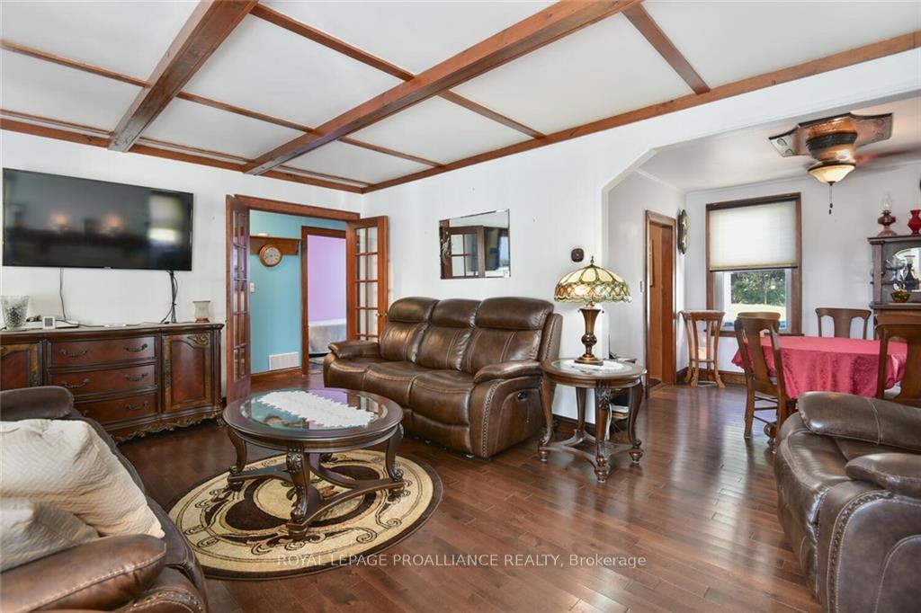 Photo 5 of 470 Dibble Street W, Prescott — HOMEH