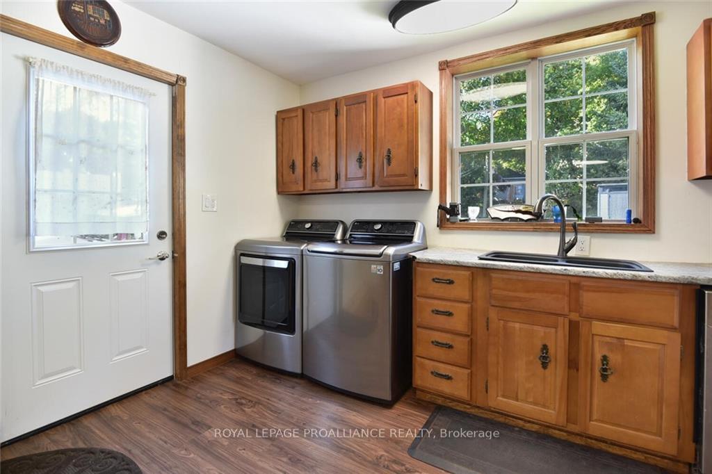 Photo 9 of 470 Dibble Street W, Prescott — HOMEH
