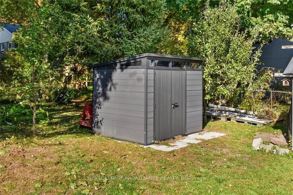 Photo 16 of 470 Dibble Street W, Prescott — HOMEH