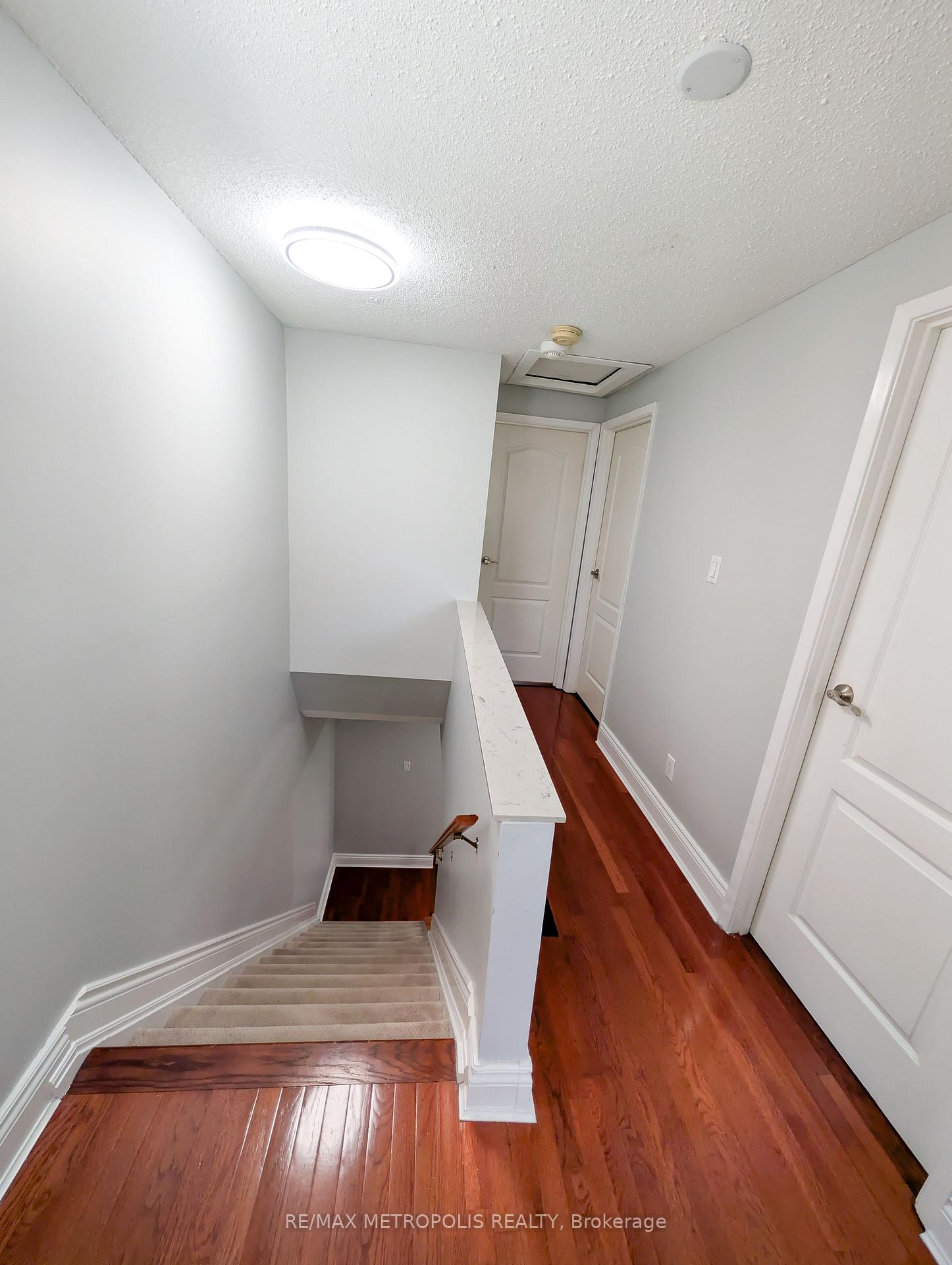 Photo 11 of 359 Calvert Court, Oshawa, Lakeview — HOMEH