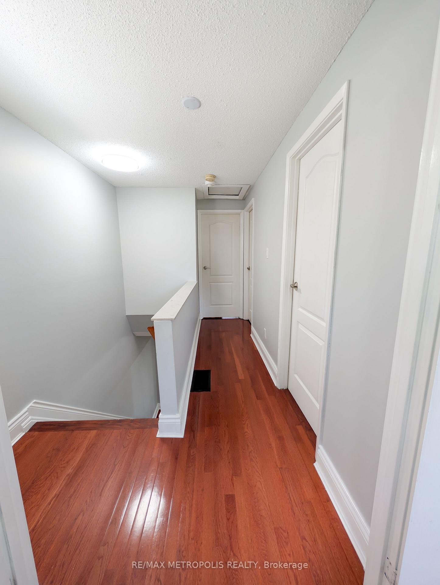 Photo 13 of 359 Calvert Court, Oshawa, Lakeview — HOMEH