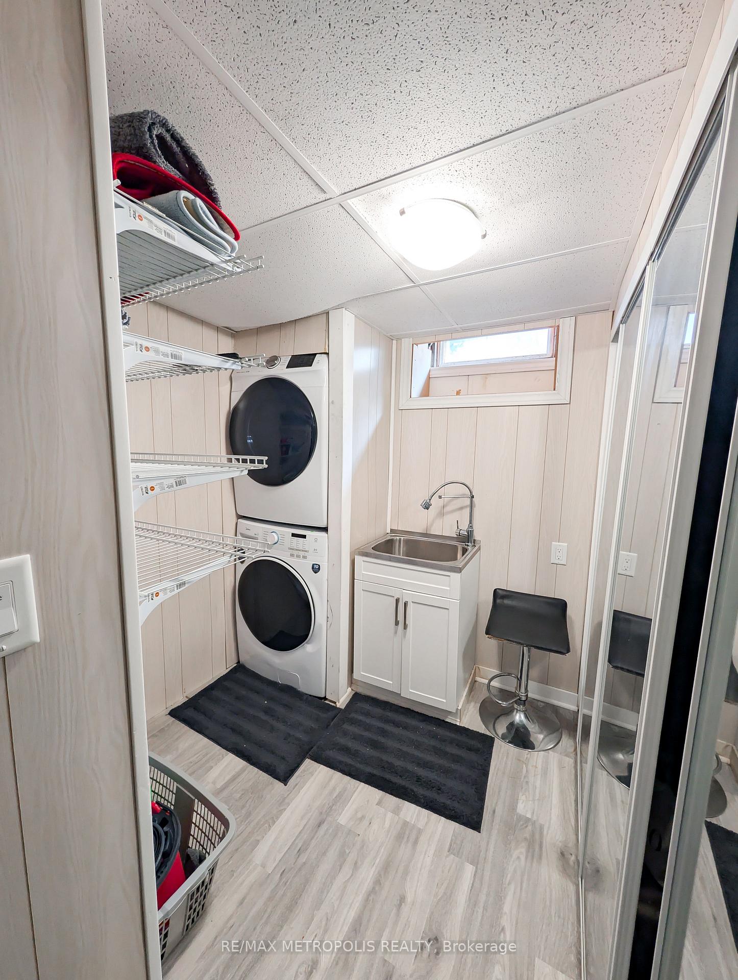 Photo 33 of 359 Calvert Court, Oshawa, Lakeview — HOMEH