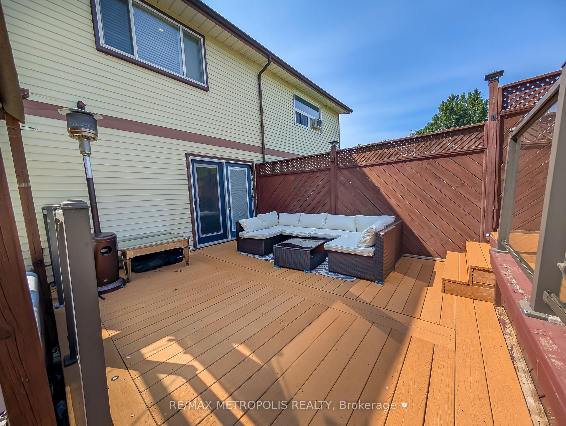 Photo 35 of 359 Calvert Court, Oshawa, Lakeview — HOMEH