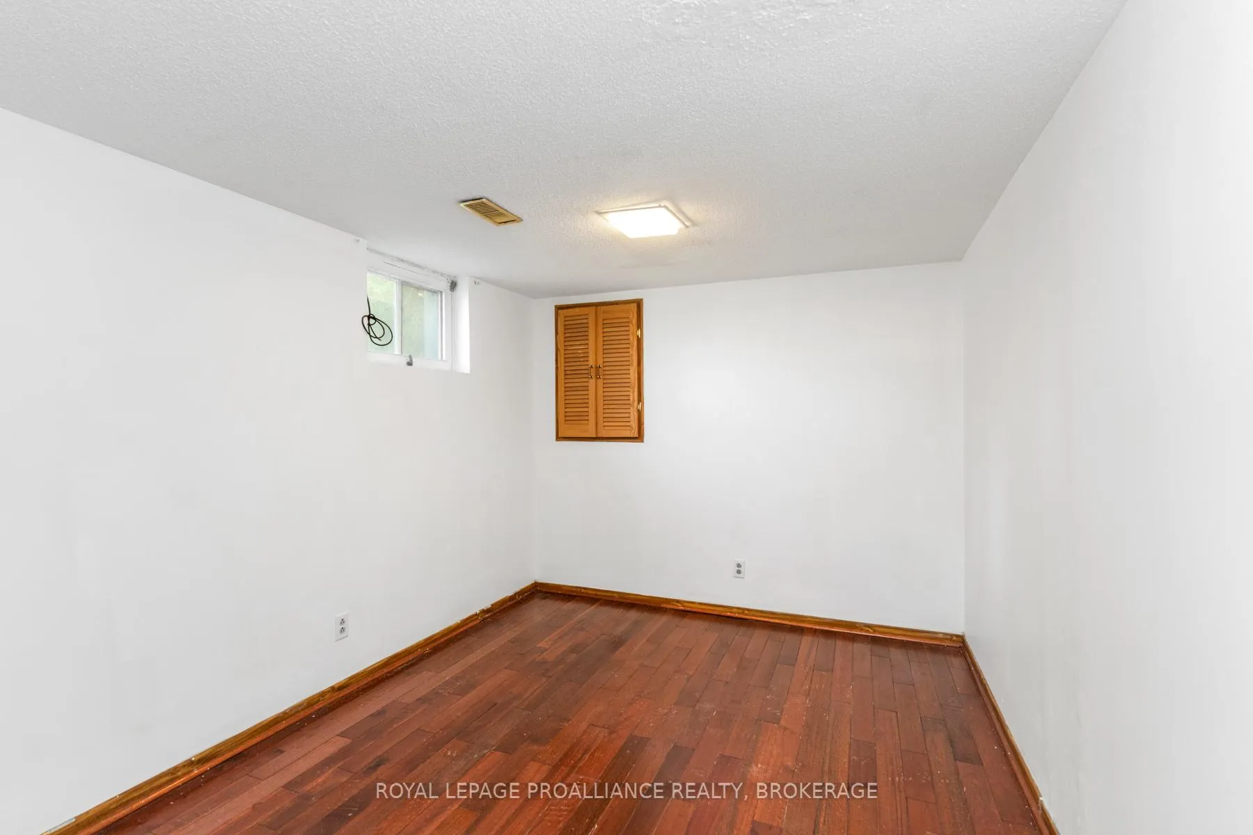 Photo 19 of 5 Armour Crescent, Quinte West, Trenton Ward — HOMEH