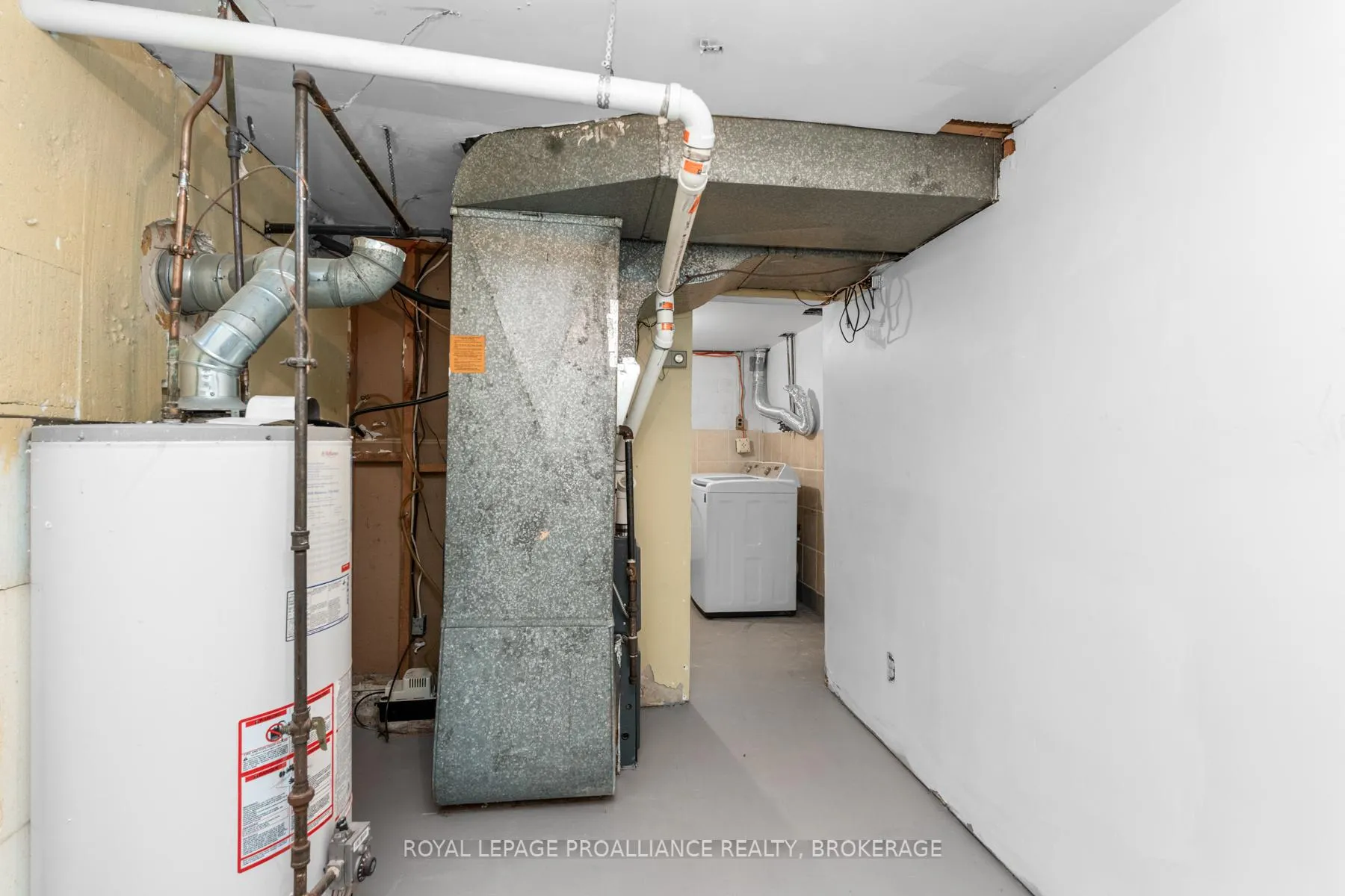 Photo 26 of 5 Armour Crescent, Quinte West, Trenton Ward — HOMEH