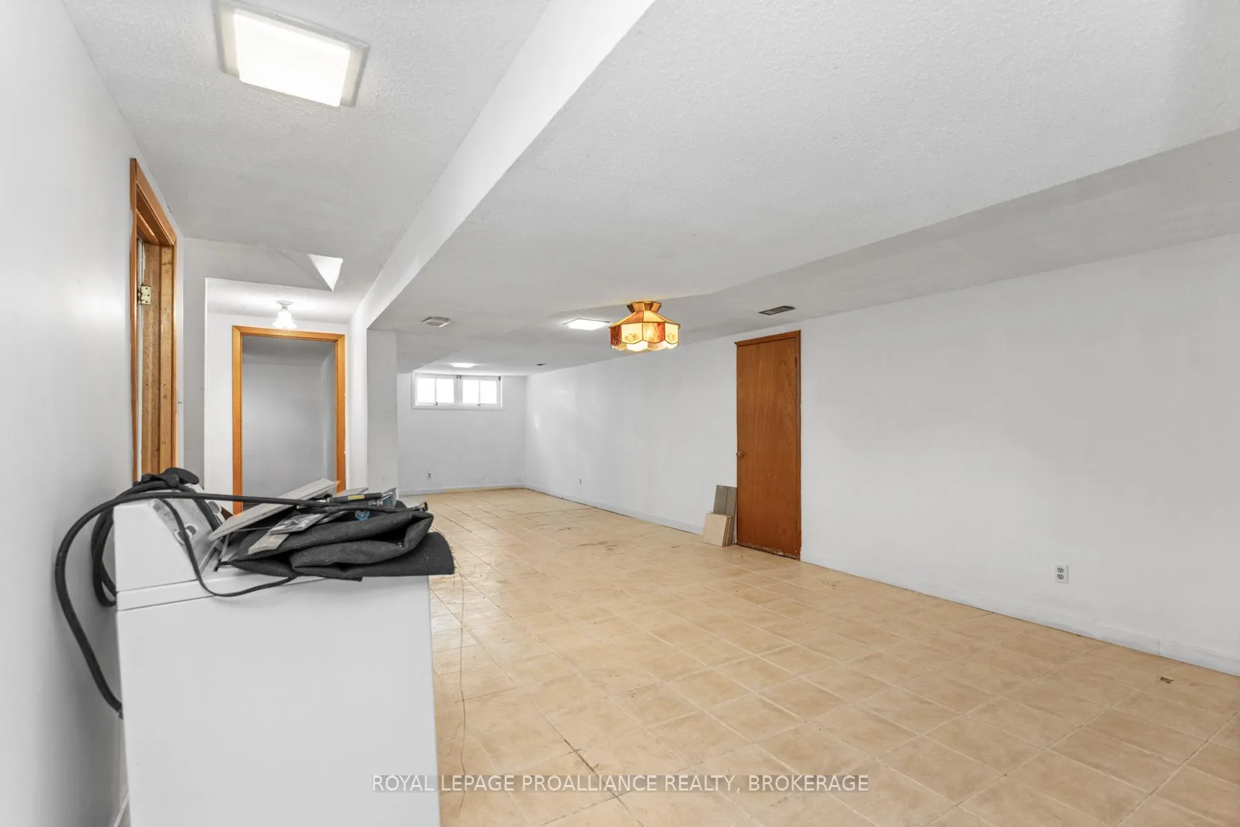Photo 27 of 5 Armour Crescent, Quinte West, Trenton Ward — HOMEH