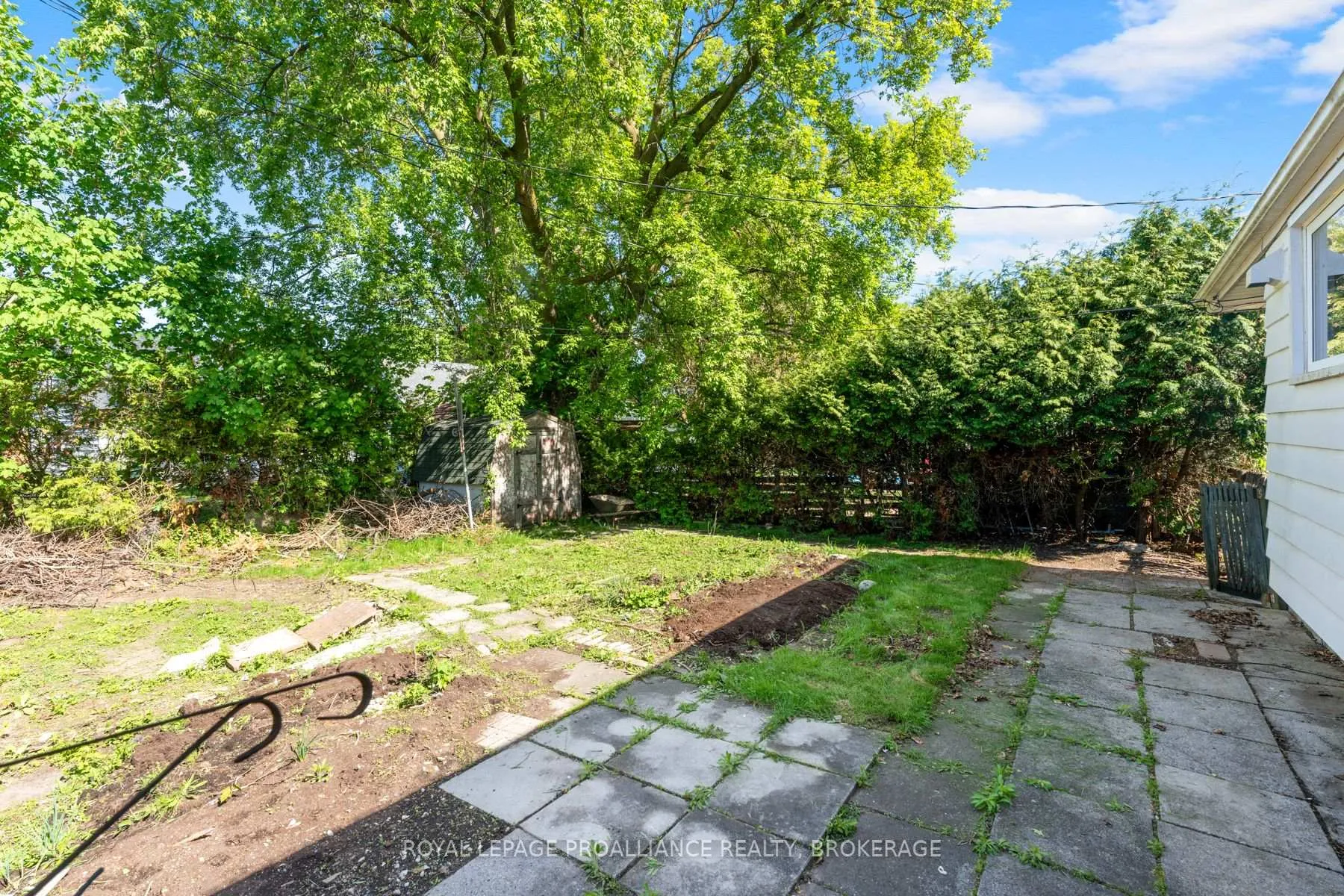 Photo 38 of 5 Armour Crescent, Quinte West, Trenton Ward — HOMEH